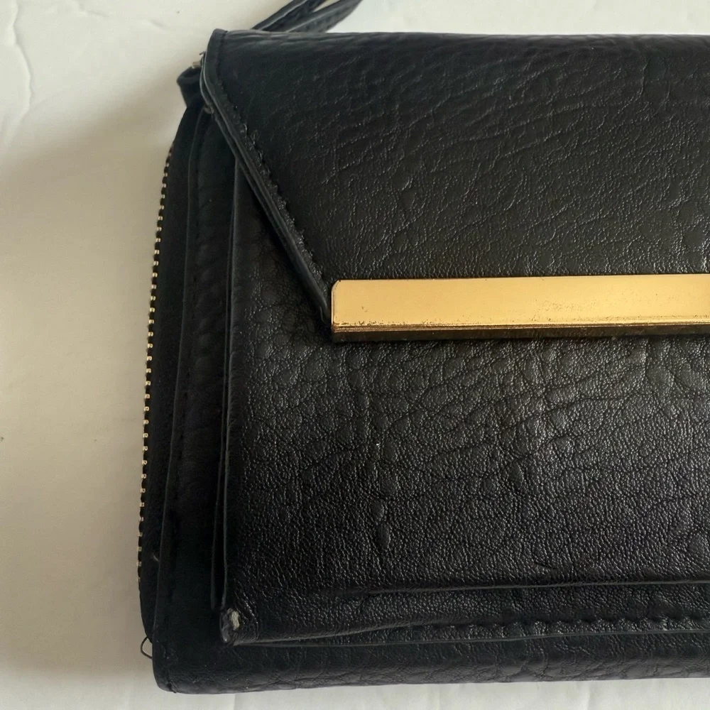 Black Leather Modern Wristlet Clutch Purse